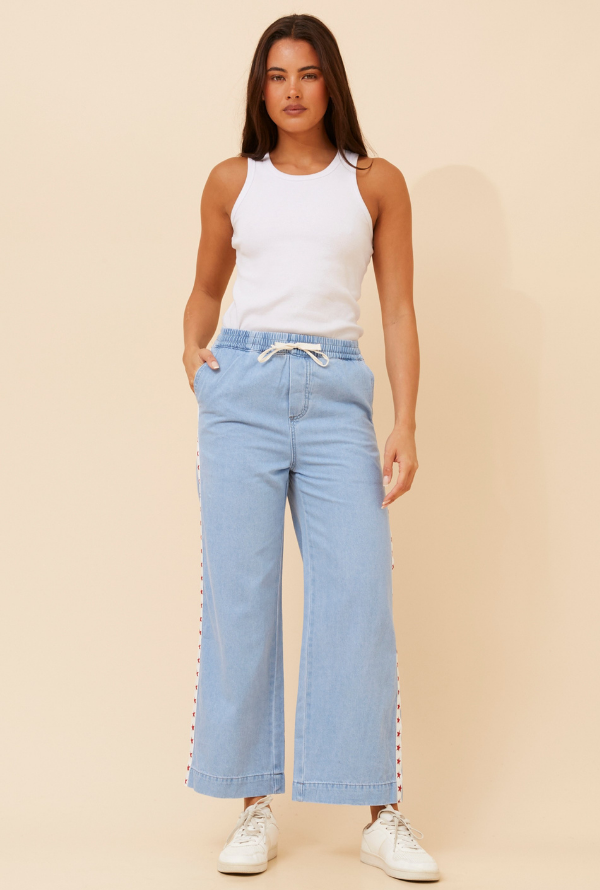 Astrid Jeans - Light Blue Denim