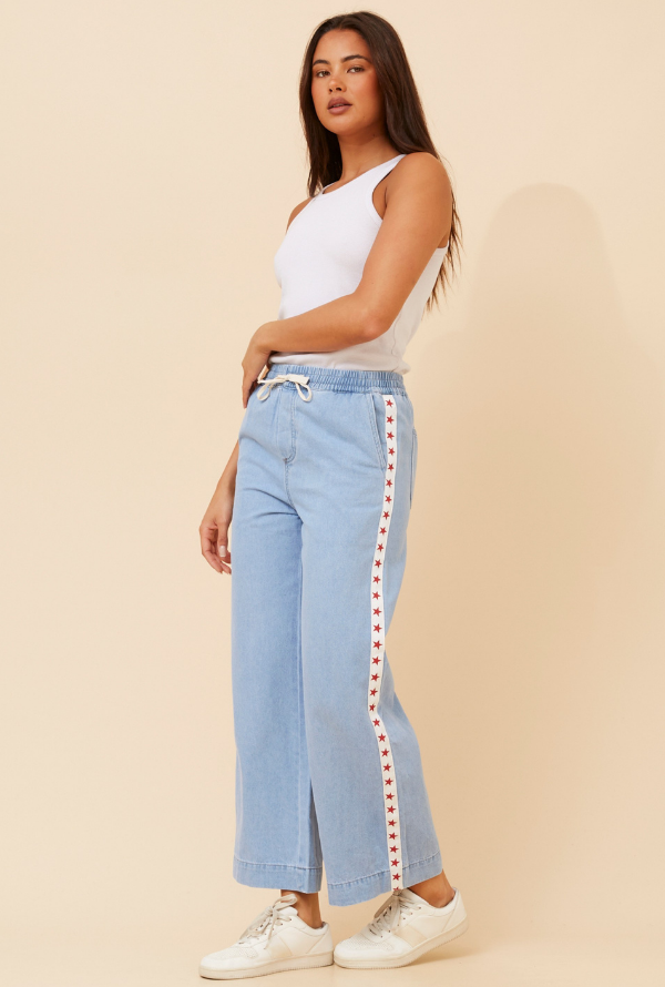 Astrid Jeans - Light Blue Denim