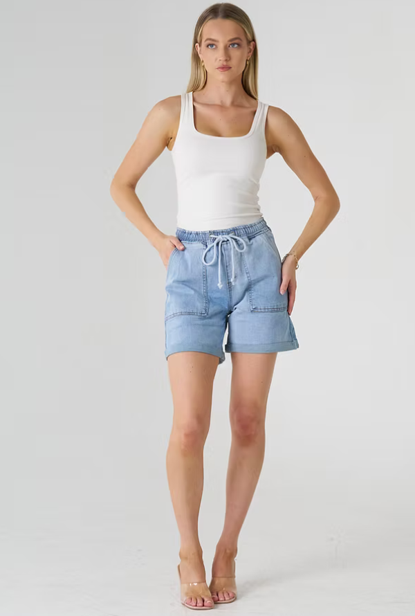 Jacqui Denim Shorts - Light Blue Denim