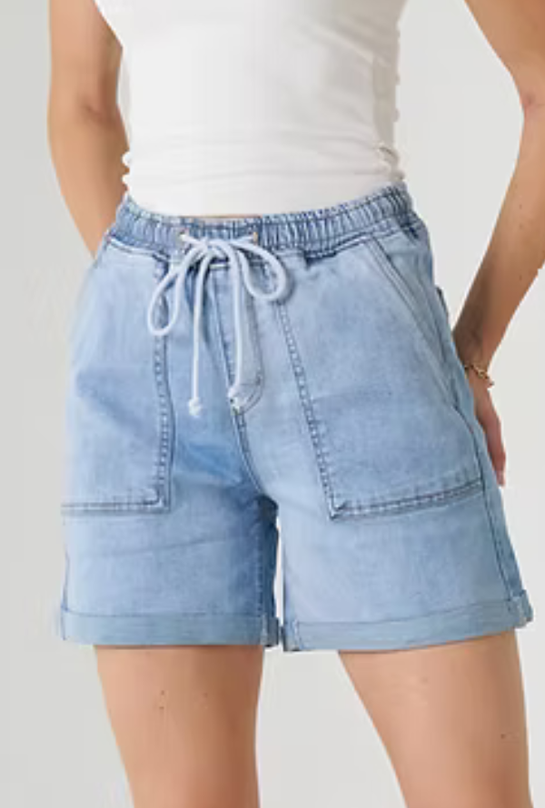 Jacqui Denim Shorts - Light Blue Denim