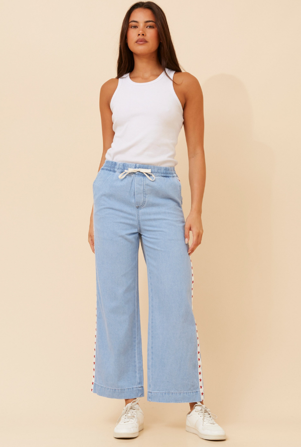 Astrid Jeans - Light Blue Denim