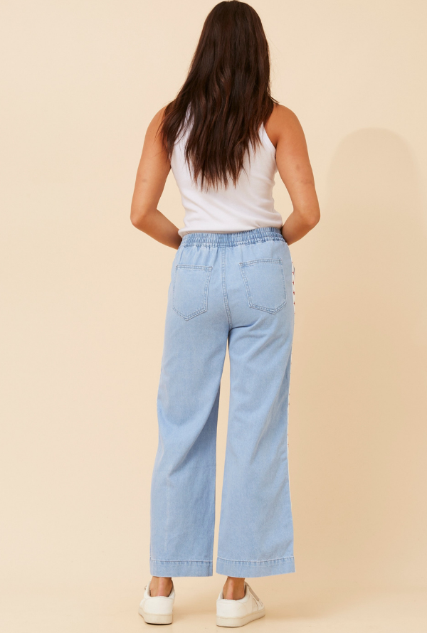 Astrid Jeans - Light Blue Denim