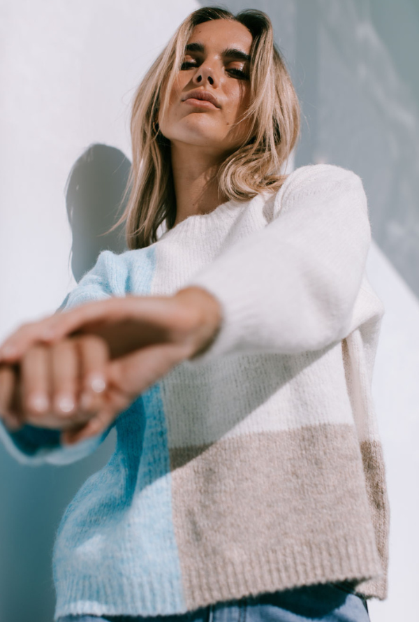 Castro Knit - Blue / Latte