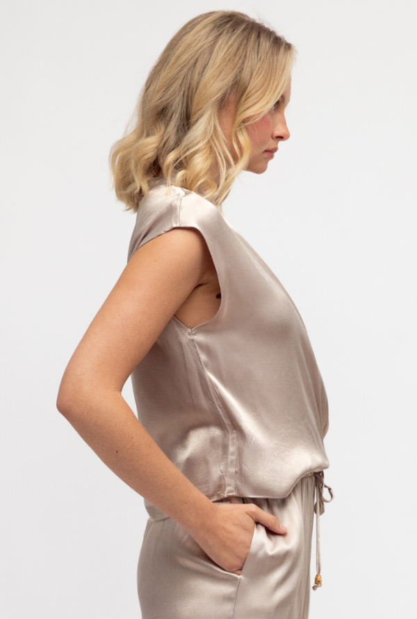 Lara Cross Over Blouse S/Less - Silver